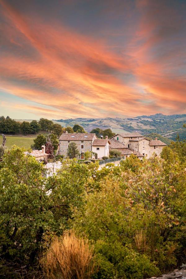 Tenuta Borgo Santa Cecilia Gubbio Buitenkant foto
