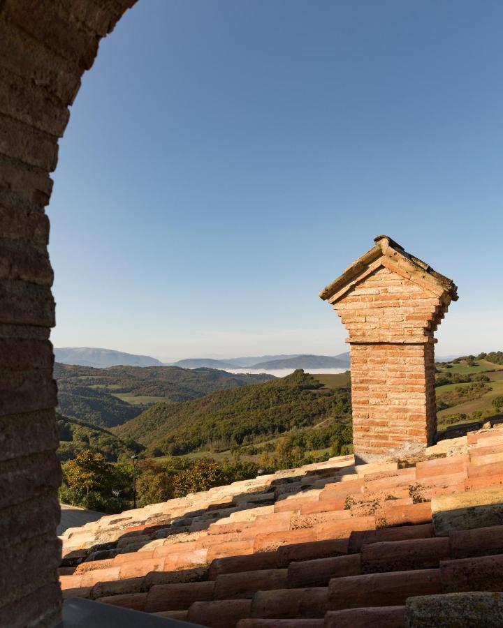 Tenuta Borgo Santa Cecilia Gubbio Buitenkant foto
