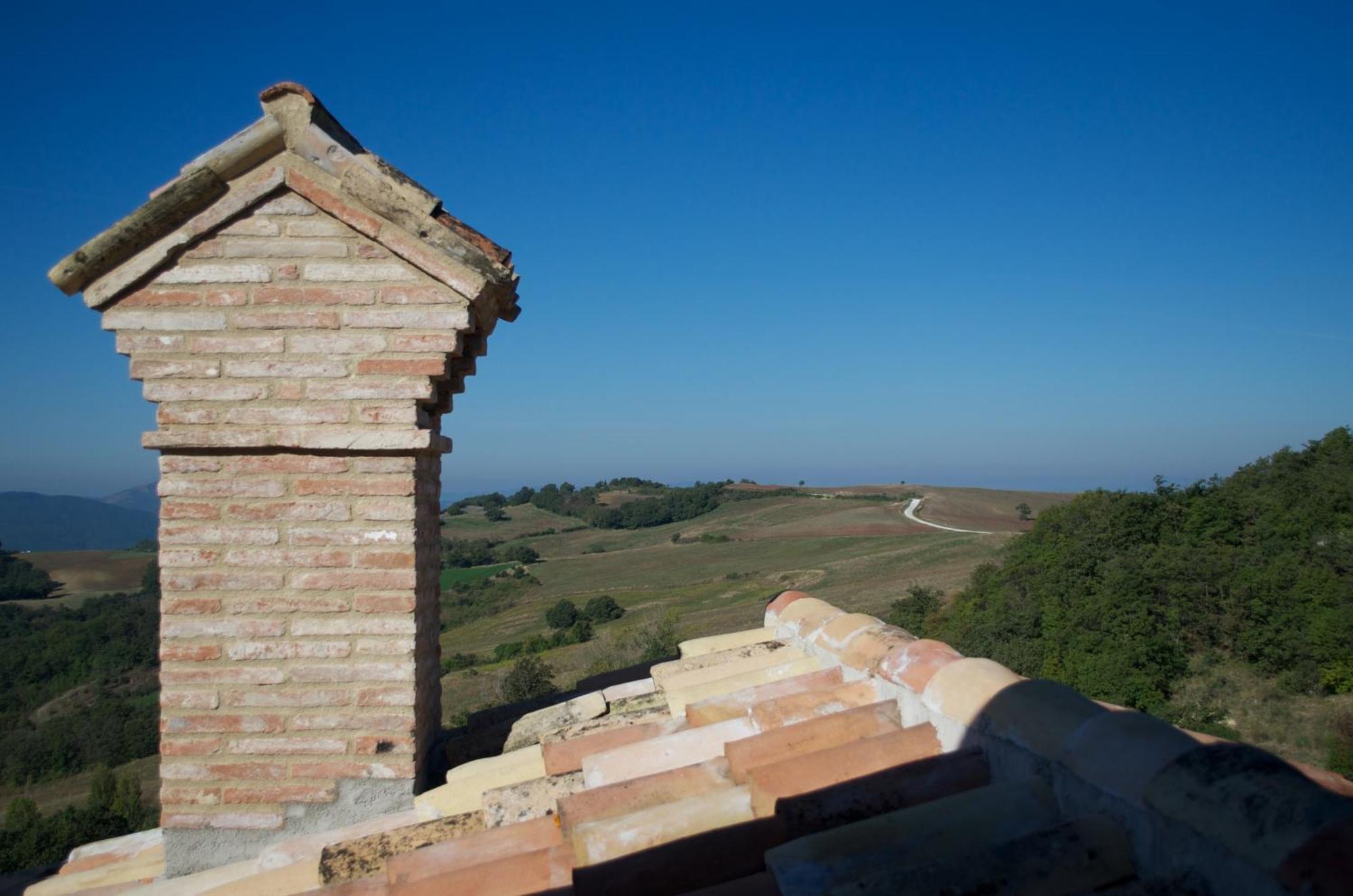 Tenuta Borgo Santa Cecilia Gubbio Buitenkant foto