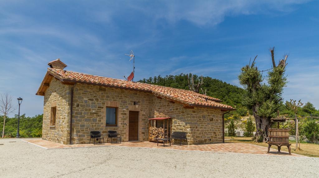 Tenuta Borgo Santa Cecilia Gubbio Buitenkant foto