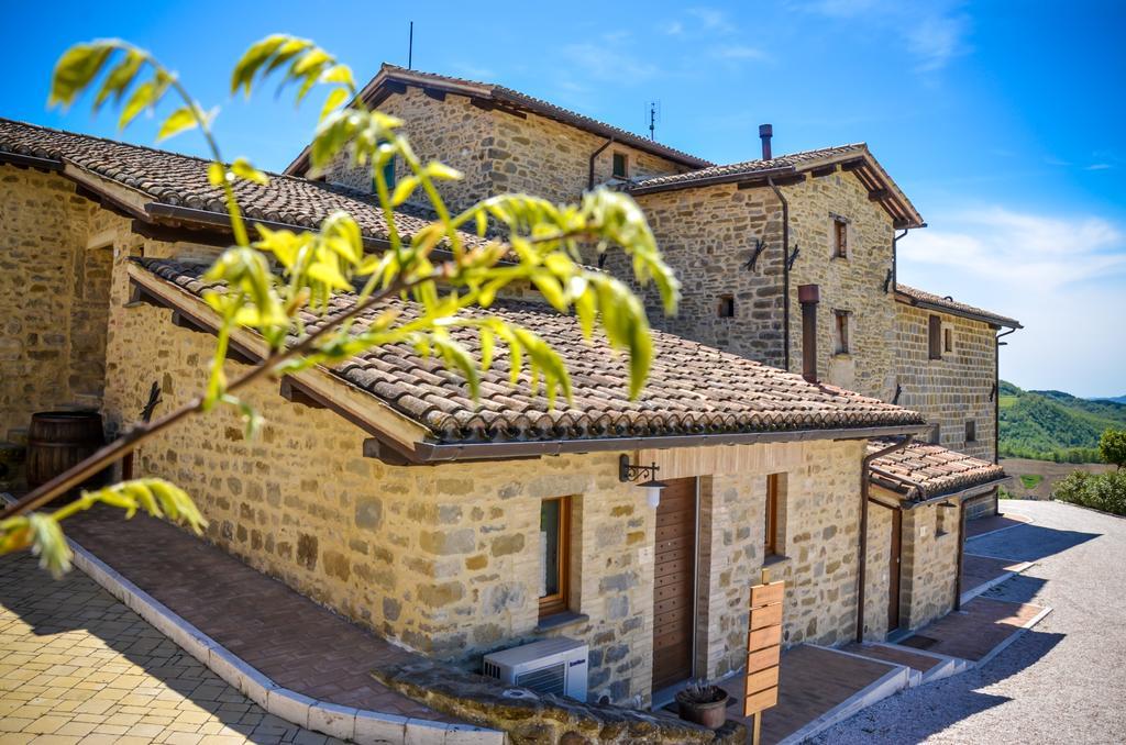 Tenuta Borgo Santa Cecilia Gubbio Buitenkant foto