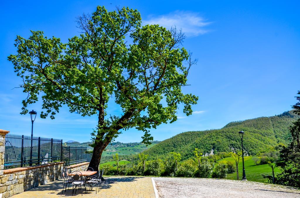 Tenuta Borgo Santa Cecilia Gubbio Buitenkant foto