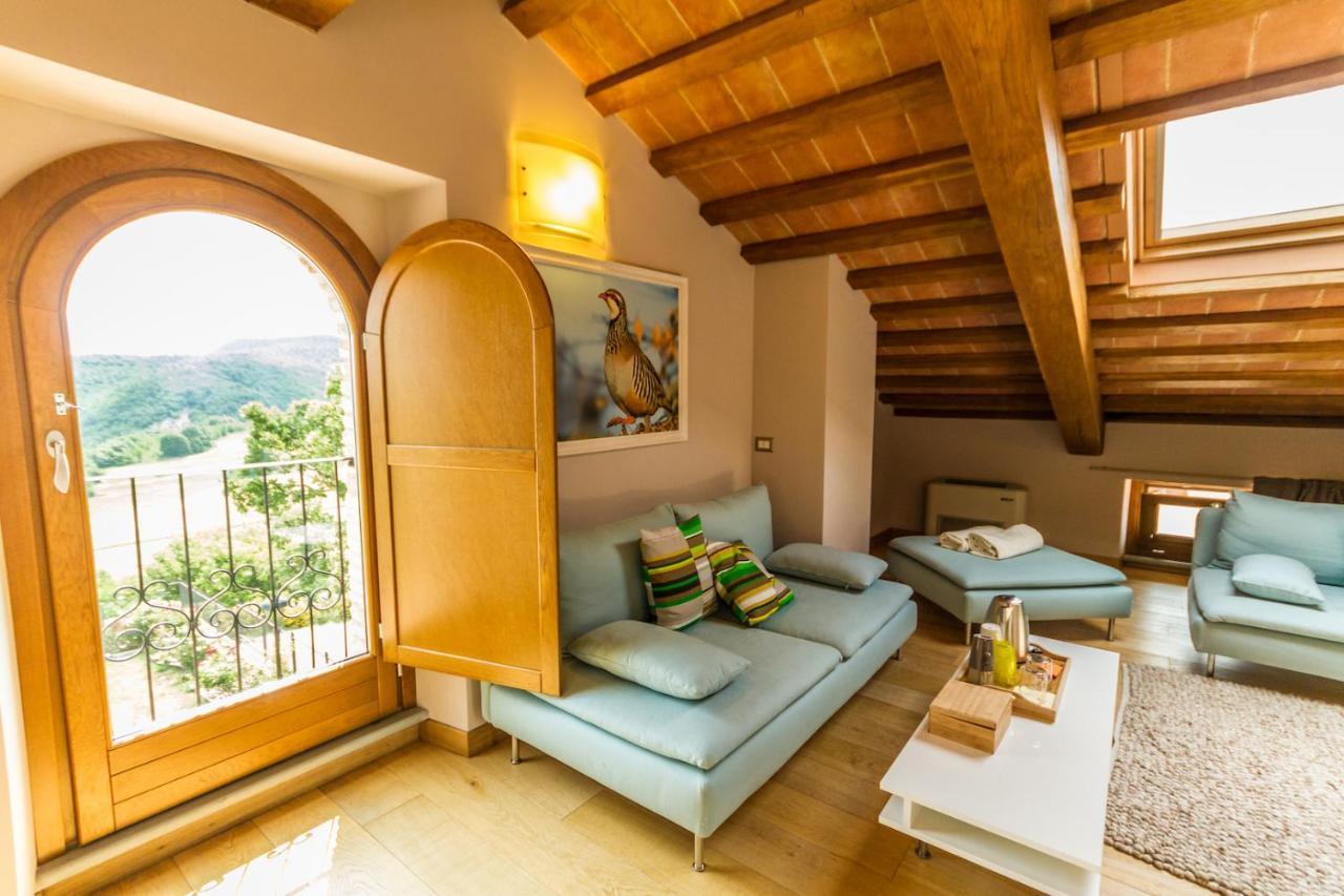 Tenuta Borgo Santa Cecilia Gubbio Buitenkant foto